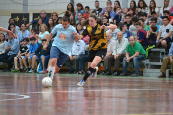Momento del partido en Roldán