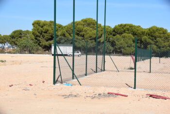 El aparcamiento para caravanas de Santiago de la Ribera, en construcción