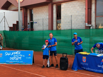 Miguel Cánovas deja la Escuela de Tenis