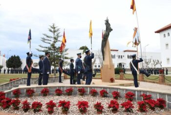 Acto de homenaje a los caídos en la AGA