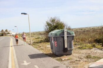 contenedor de basuras en La Manga