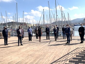 La consejera Sánchez y representantes del sector náutico y hotelero