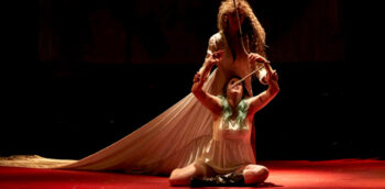 Escena de 'La casa de los espíritus'