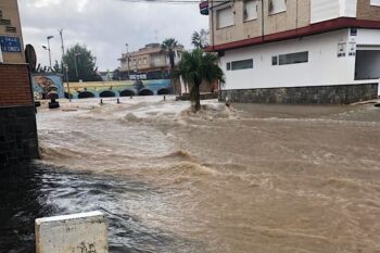 La rambla de las Pescaderías, hoy viernes, en Los Alcázares