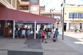 Terraza en la plaza del Ayuntamiento de Torre Pacheco