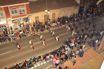 Desfile de berberiscos y cristianos en Los Alcázares