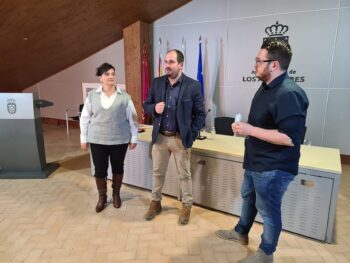 El alcalde, Mario Pérez, con el edil de Sanidad Campoy, y la portavoz de Cs, María Paz Sánchez