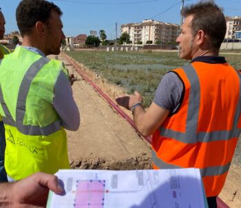 El alcalde, Antonio León, comprueba las obras del RADAR