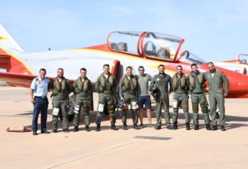 La formación de la patrulla Águila en 2022