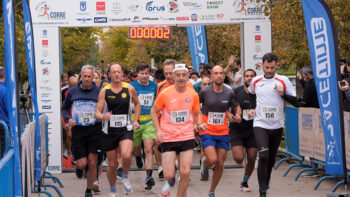 Con el deseo de que pongamos de nuestra parte para cuidar al Mar Menor nace la idea de la carrera que se celebrará el próximo domingo 4 de diciembre en Los Alcázares. Perteneciente al circuito ´Corre por un mundo sostenible´, proyecto que quiere concienciar a los ciudadanos sobre el cuidado del planeta y que dio comienzo el pasado 13 de noviembre en la capital de España.