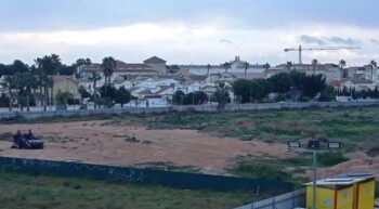 Solar de Los Narejos donde se construirá el parking