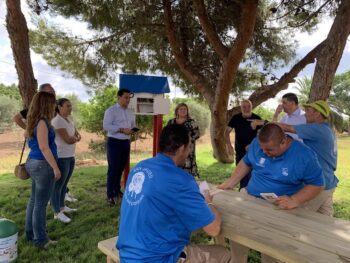 Primera biblioteca al aire libre en San Javier