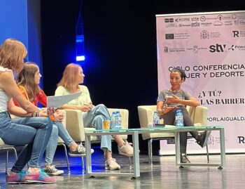 Uno de los coloquios del ciclo 'Mujer y deporte'