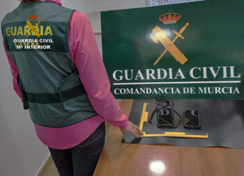 Los dos móviles de la supuesta estafa