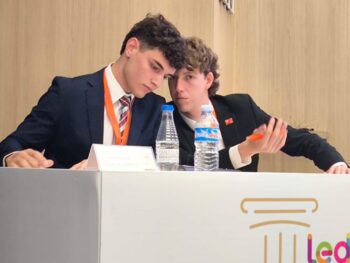 Tensión y concentración en el debate