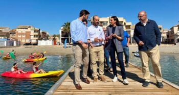 Carmen Conesa, consejera de Turismo de la Región de Murcia con los directores de Turismo y del Mar Menor Carmen Conesa, consejera de Turismo de la Región de Murcia con los directores de Turismo y del Mar Menor