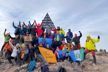 El equipo al completo en la cumbre Toubkal