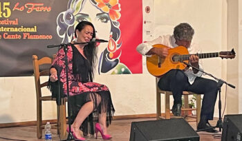 Una de las concursantes del Festival de flamenco de Lo Ferro