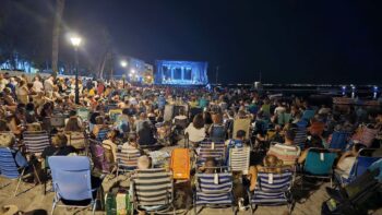 Concierto de la Orquesta Sinfónica de la Región de Murcia en la playa de Los Alcázares