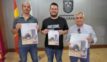 El historiador Antonio Zapata (izqda) con el profesor Montes y, en el centro, el concejal Luis Antonio Campoy