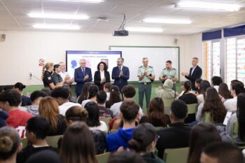 Presentación del Plan Director en el IES Gerardo Molina con alumnos y autoridades