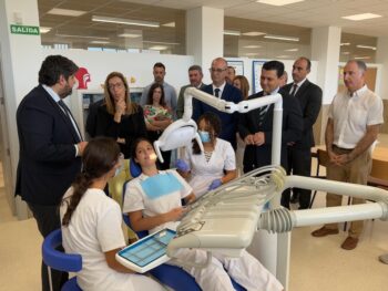 Estudiantes en un taller de formación profesional en San Javier