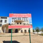 Cartel de rehabilitación de la Casa de la Cultura en Los Alcázares