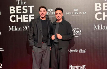 Javier Sanz y Juan Sahuqillo en un evento gastronómico en Milán.
