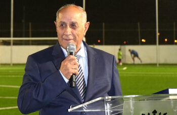 José Saura Meroño hablando en la inauguración del nuevo campo de fútbol 8