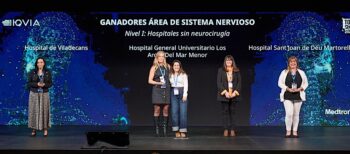 Entrega del premio a Los Arcos por su excelencia en neurología