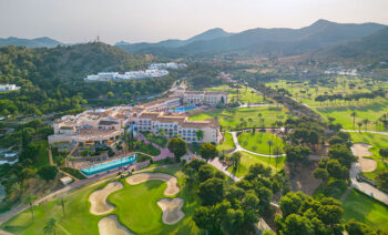Vista aérea del Real Golf La Manga Club y sus instalaciones