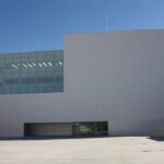 Vista exterior del Ayuntamiento de Torre Pacheco en un día soleado