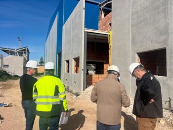 Construcción del nuevo pabellón deportivo en Santiago de la Ribera