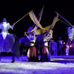 Representación de las Incursiones Berberiscas en Los Alcázares con jinetes y banderas.