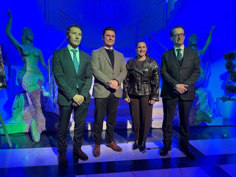 Presentación de la llegada de la Sardina en San Javier con autoridades locales