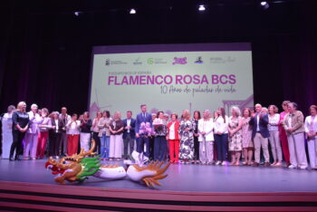 Celebración del décimo aniversario del equipo Flamenco Rosa BCS en el teatro Geli Albaladejo