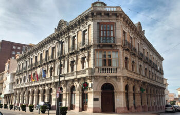 Edificio histórico en La Unión durante la Noche de los Museos 2026