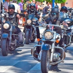 Motociclistas participando en el Hot Rally San Javier 2026