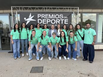 Equipo femenino Roldán FSF en los Premios del Deporte 2026 en Torre Pacheco