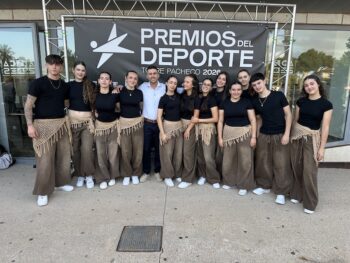 Grupo de bailarines de Ultimate Dance en los Premios del Deporte 2026