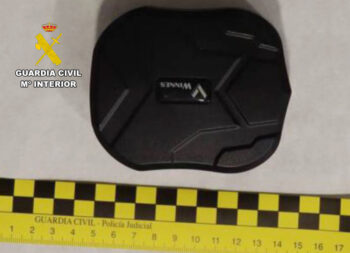 Baliza GPS utilizada para el robo de coches de alta gama