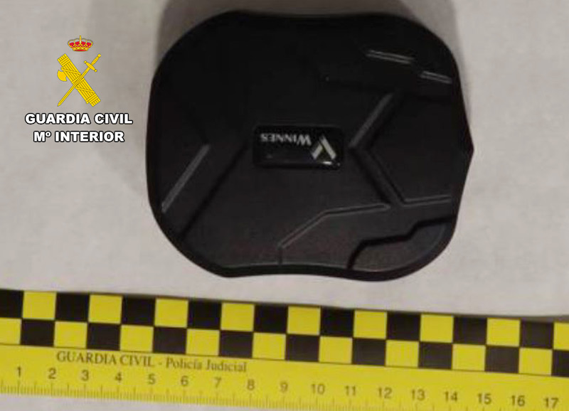 Baliza GPS utilizada para el robo de coches de alta gama