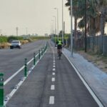 Carril bici bidireccional en Los Alcázares junto a la carretera RM-F34