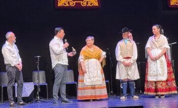 Actuación del grupo Auditorium en el Festival de Folclore de San Javier