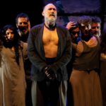 Escena de la obra de teatro La Barraca dirigida por Magüi Mira