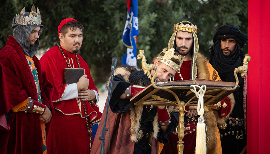 Participantes en la recreación histórica de la Sentencia Arbitral de Torrellas de 1304